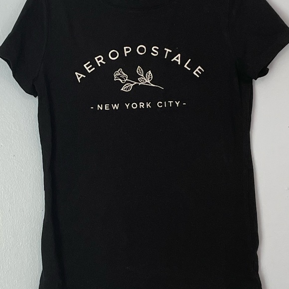 AEROPOSTALE BLACK GRAPHIC TEE WOMANS - Picture 2 of 6